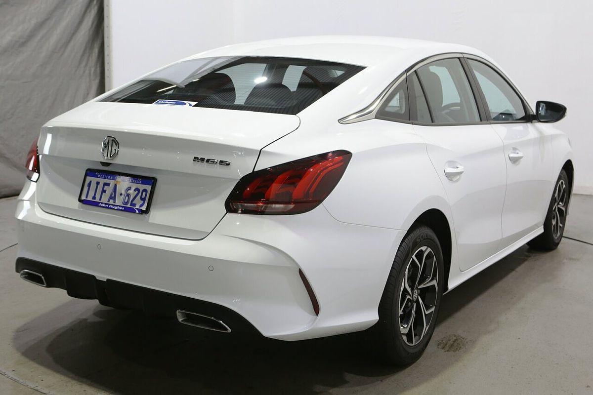 2024 MG MG5 Vibe