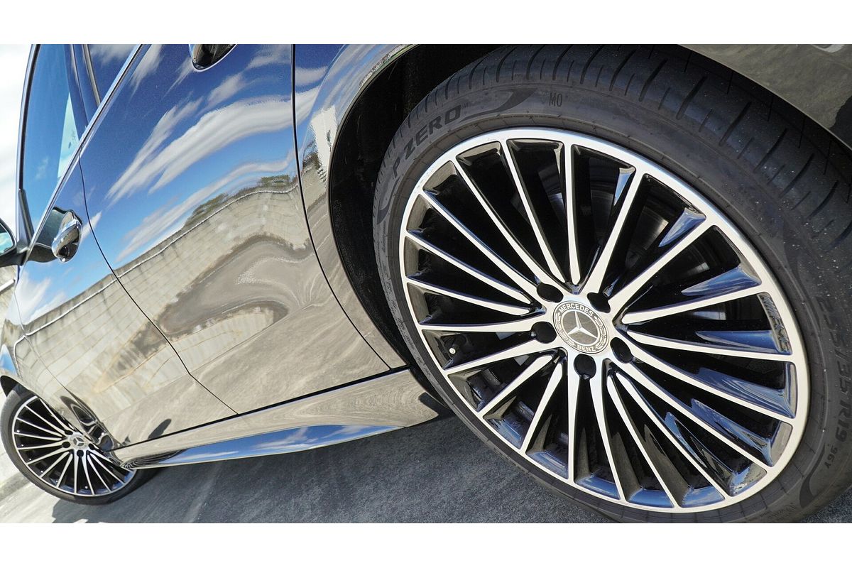 2023 Mercedes-Benz C-Class C300 W206