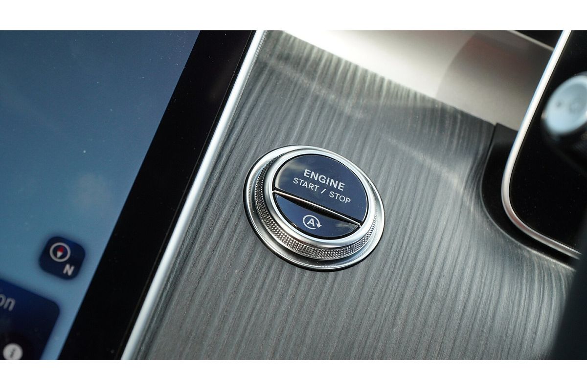 2023 Mercedes-Benz C-Class C300 W206