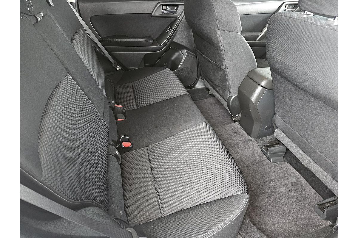 2014 Subaru Forester 2.5i-L S4