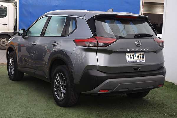 2024 Nissan X-TRAIL ST T33