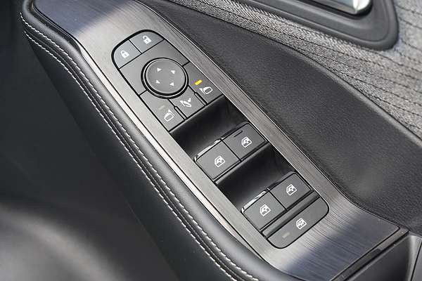2024 Nissan X-TRAIL ST T33