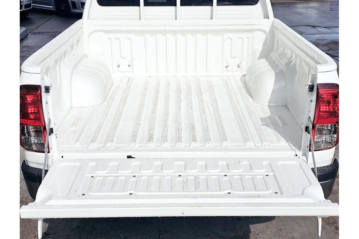 2013 Toyota Hilux Workmate TGN16R Rear Wheel Drive