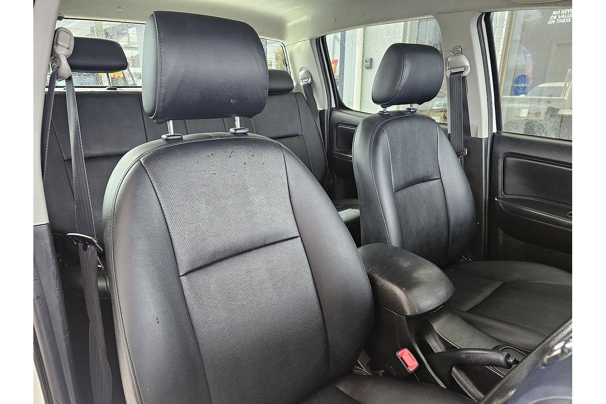 2013 Toyota Hilux Workmate TGN16R Rear Wheel Drive