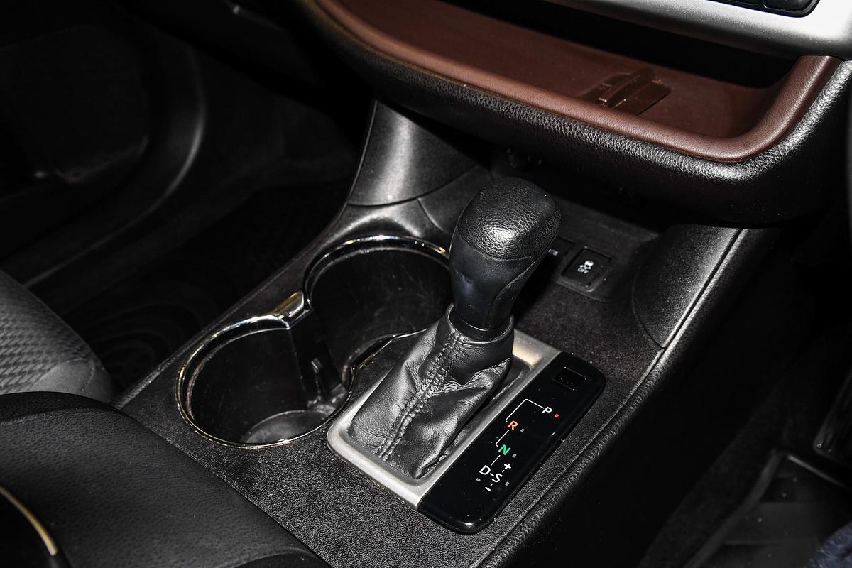 2015 Toyota Kluger GX GSU50R