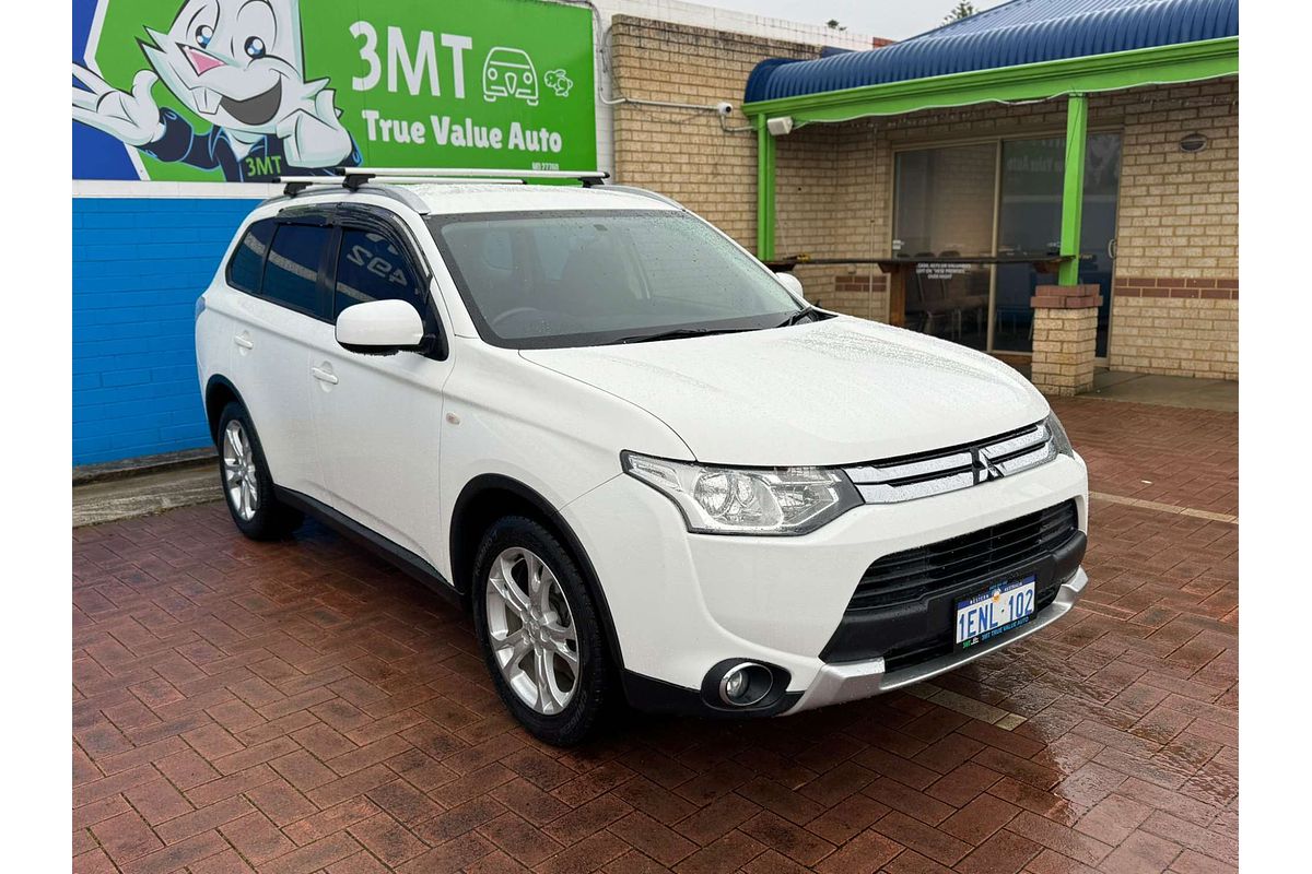 2014 Mitsubishi Outlander ES ZJ