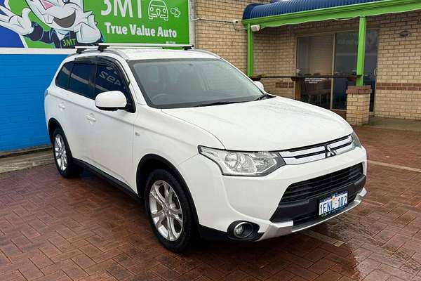 2014 Mitsubishi Outlander ES ZJ