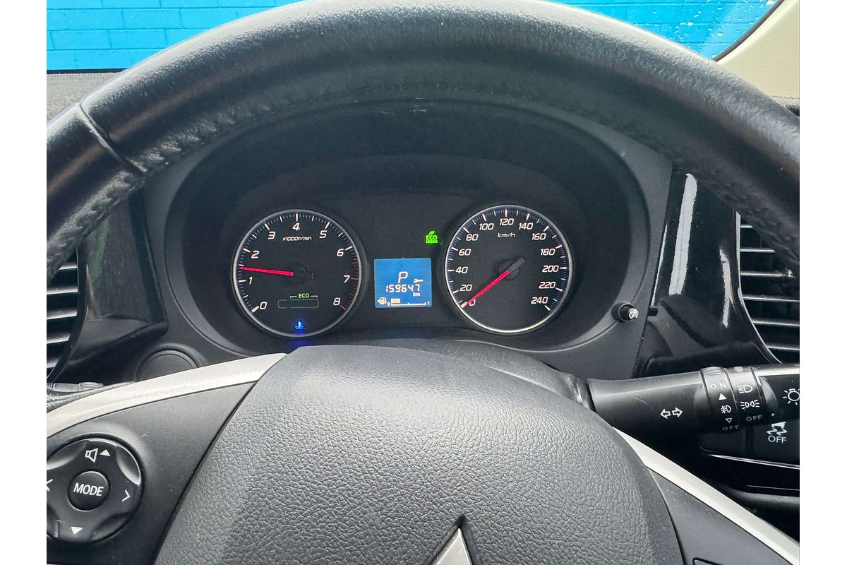 2014 Mitsubishi Outlander ES ZJ