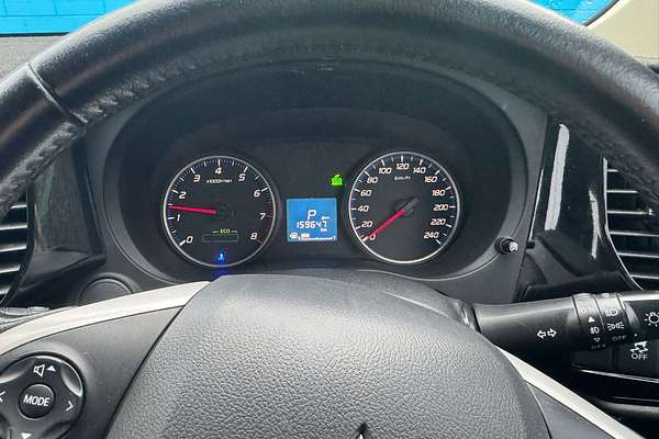 2014 Mitsubishi Outlander ES ZJ