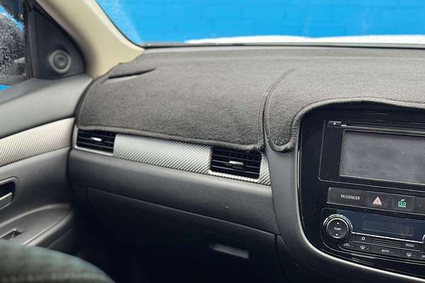 2014 Mitsubishi Outlander ES ZJ