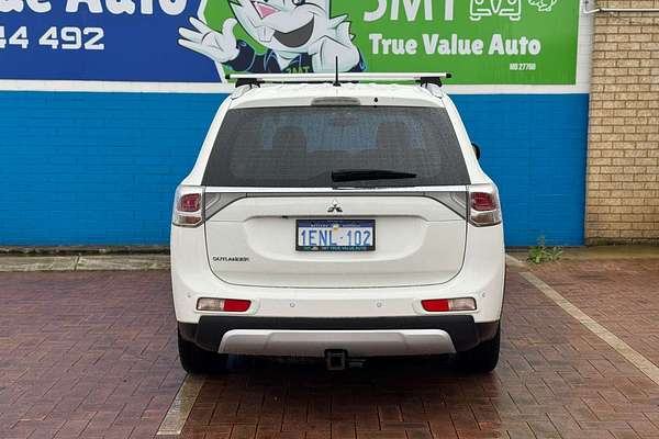 2014 Mitsubishi Outlander ES ZJ