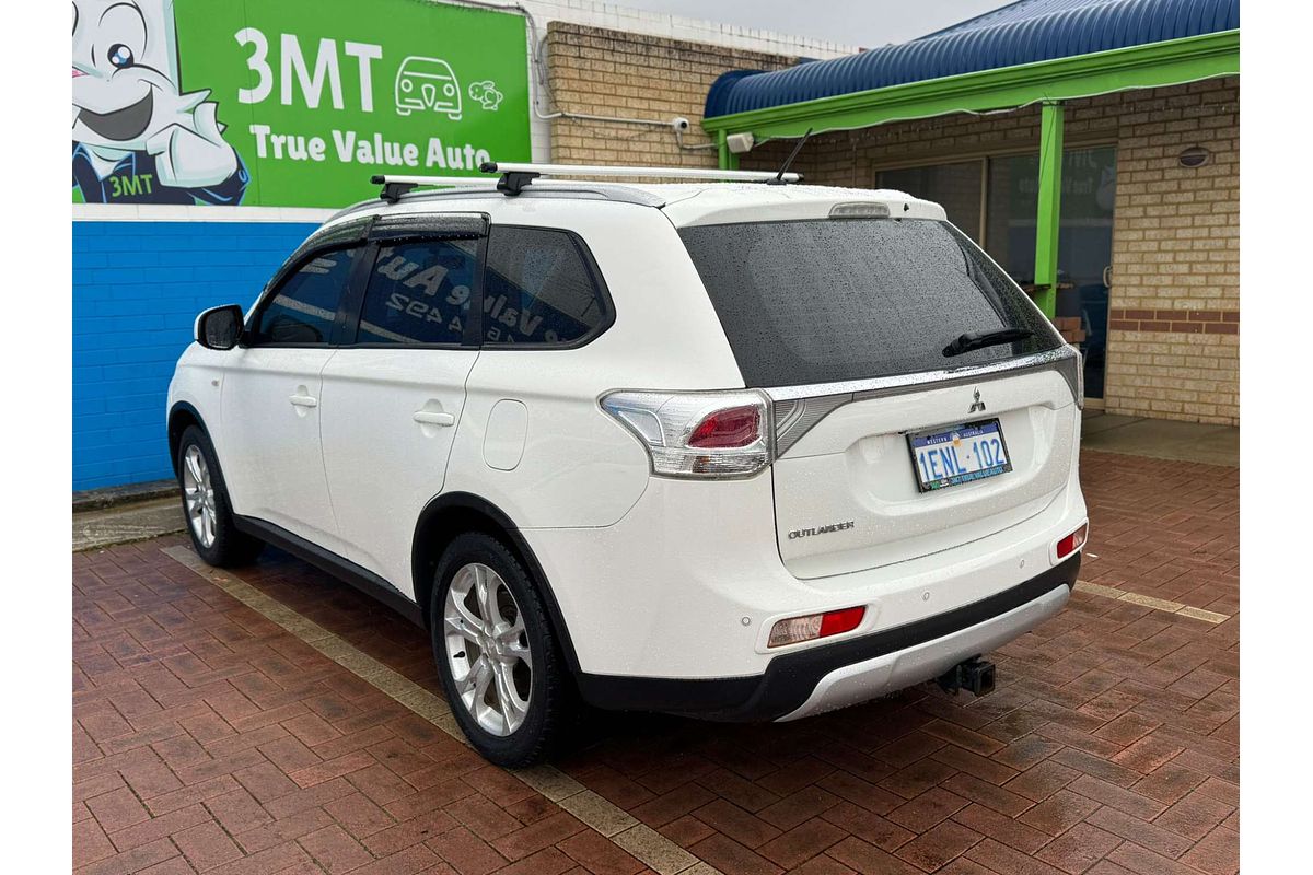 2014 Mitsubishi Outlander ES ZJ