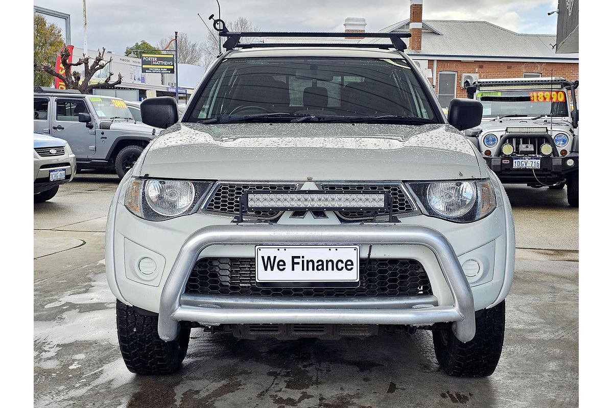 2012 Mitsubishi Triton GL-R MN 4X4