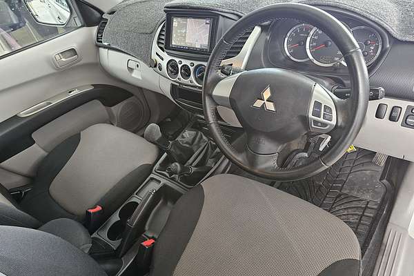 2012 Mitsubishi Triton GL-R MN 4X4