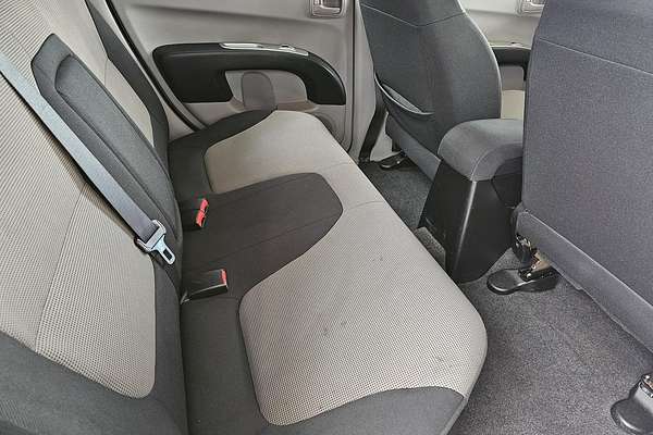 2012 Mitsubishi Triton GL-R MN 4X4