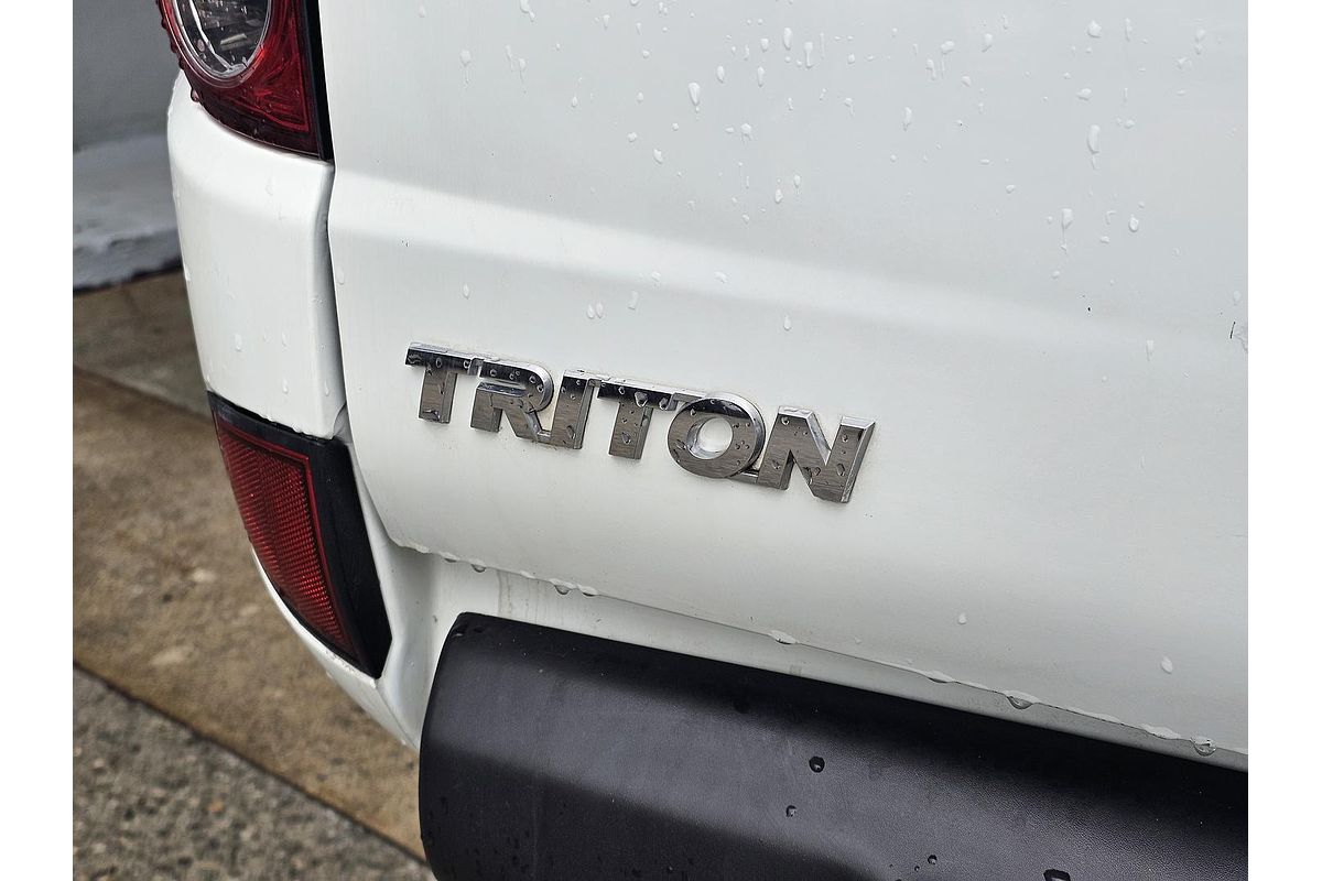 2012 Mitsubishi Triton GL-R MN 4X4