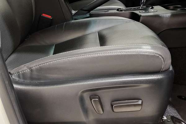 2023 Toyota Hilux Rogue GUN126R 4X4