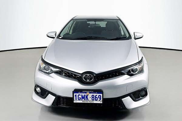 2017 Toyota Corolla SX ZRE182R