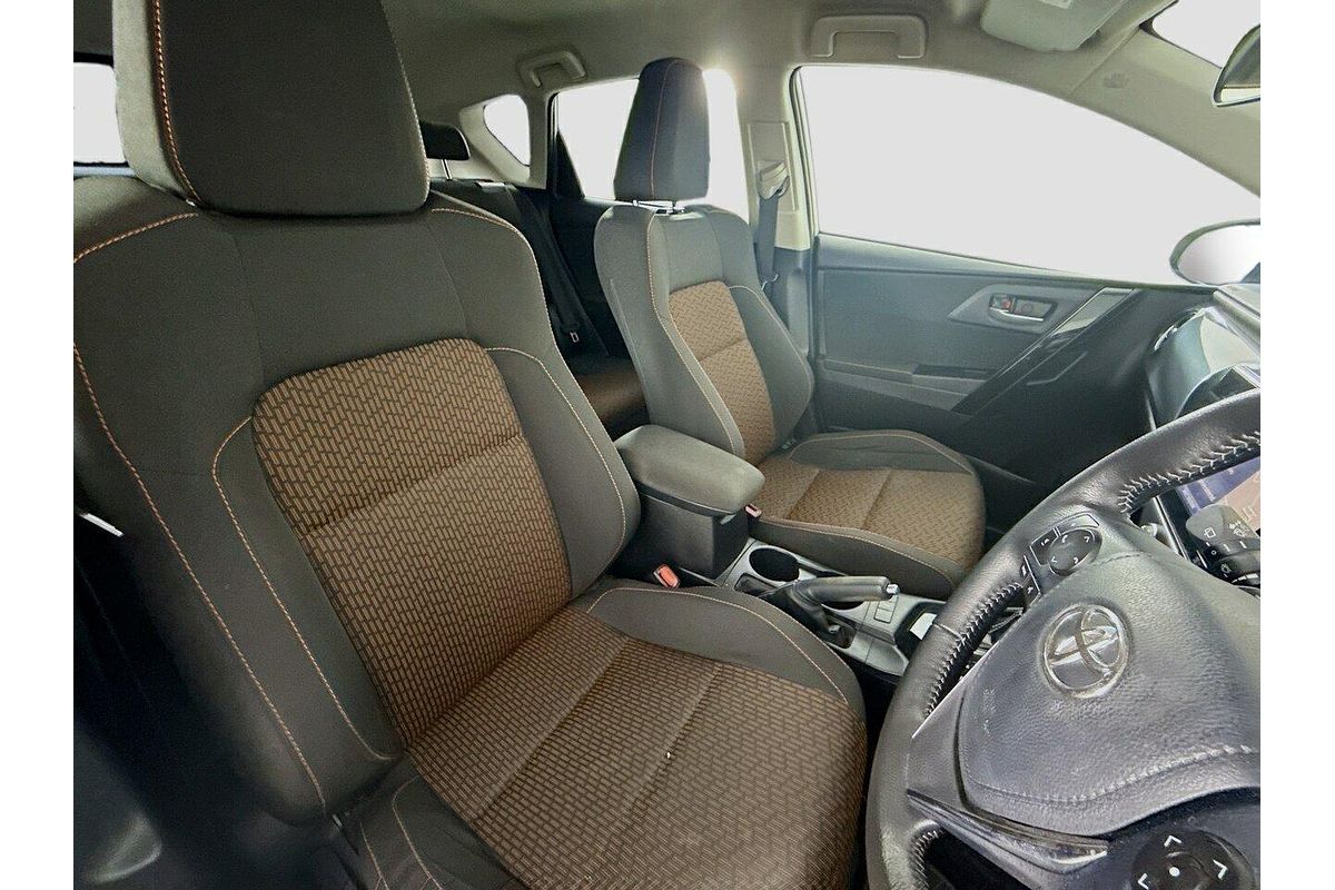 2017 Toyota Corolla SX ZRE182R