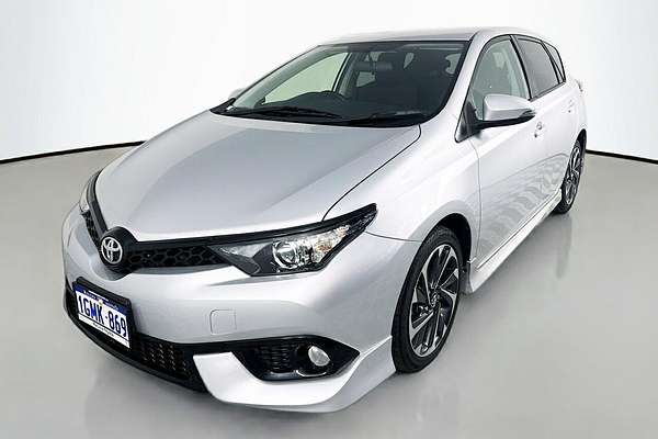 2017 Toyota Corolla SX ZRE182R
