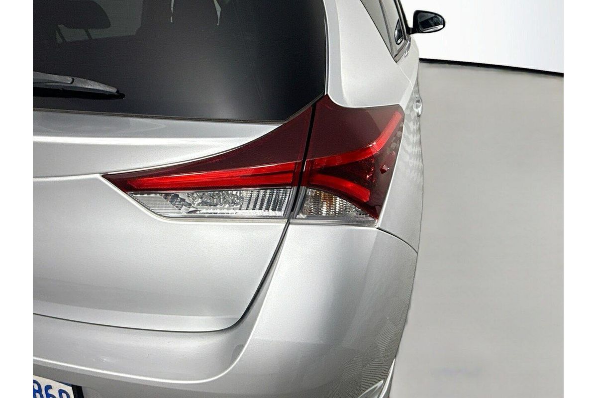 2017 Toyota Corolla SX ZRE182R