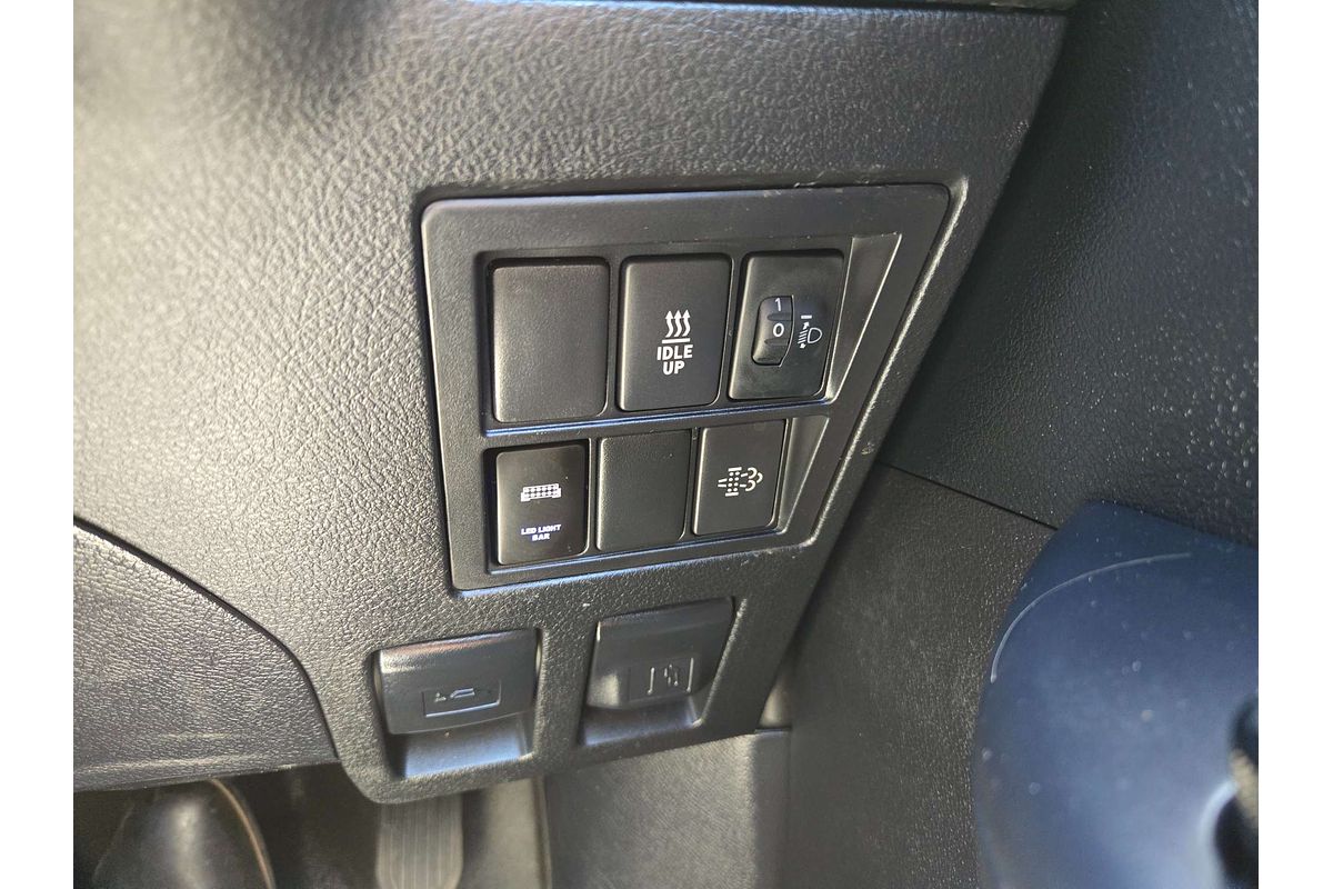 2023 Toyota Hilux SR GUN126R 4X4