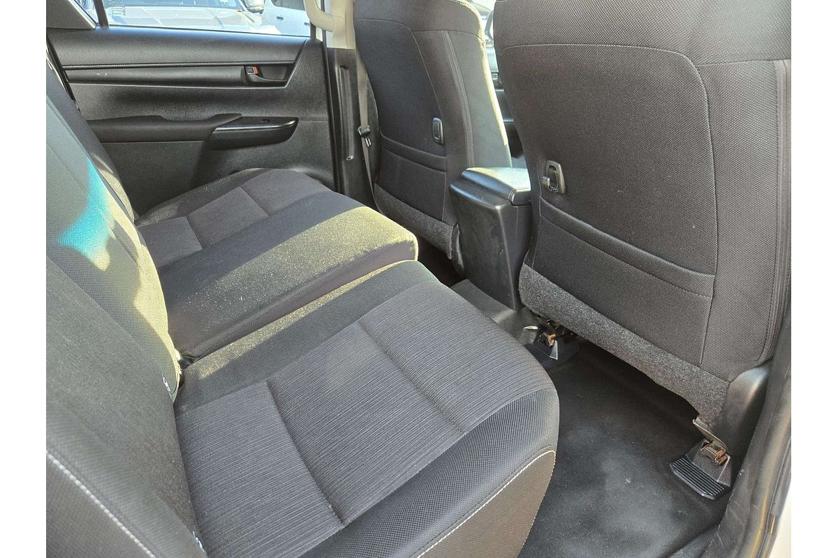 2018 Toyota Hilux SR GUN126R 4X4