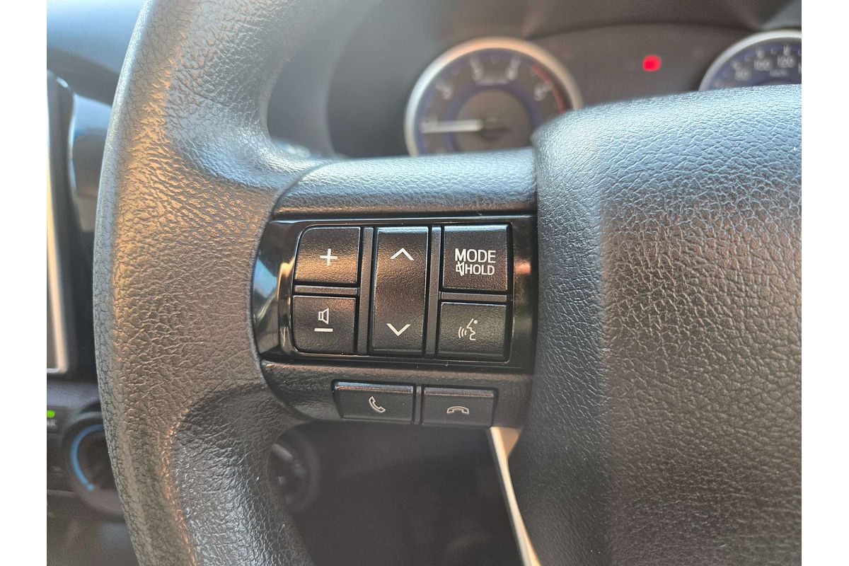 2018 Toyota Hilux SR GUN126R 4X4