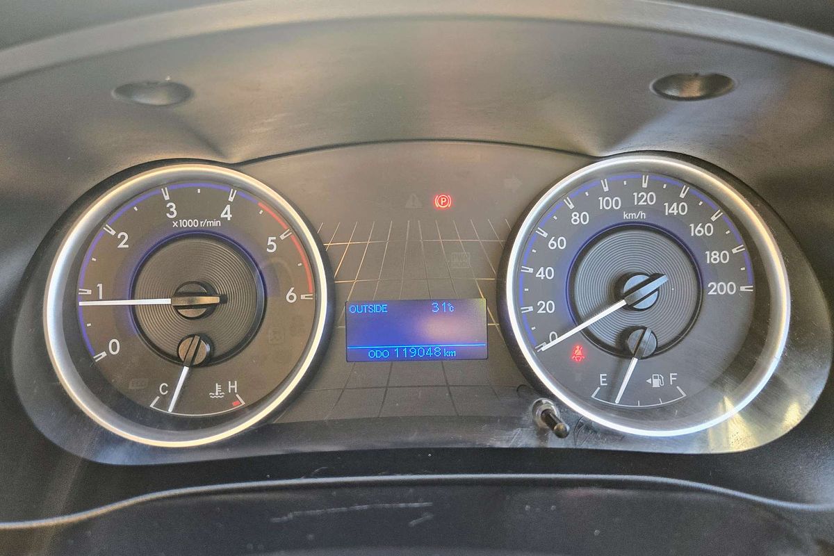 2018 Toyota Hilux SR GUN126R 4X4