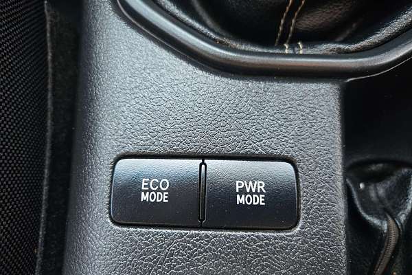 2018 Toyota Hilux SR GUN126R 4X4