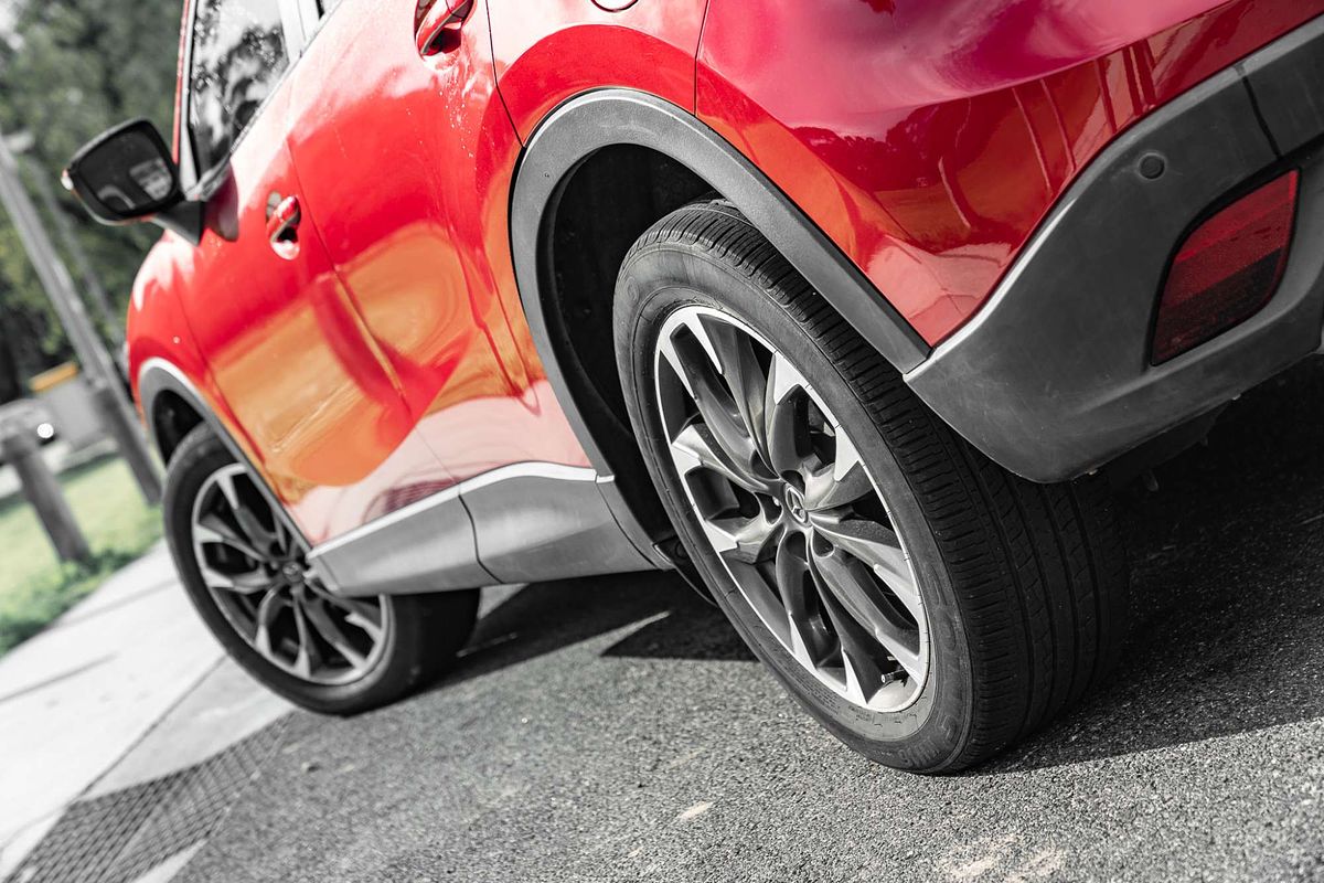2015 Mazda CX-5 Grand Touring KE Series 2