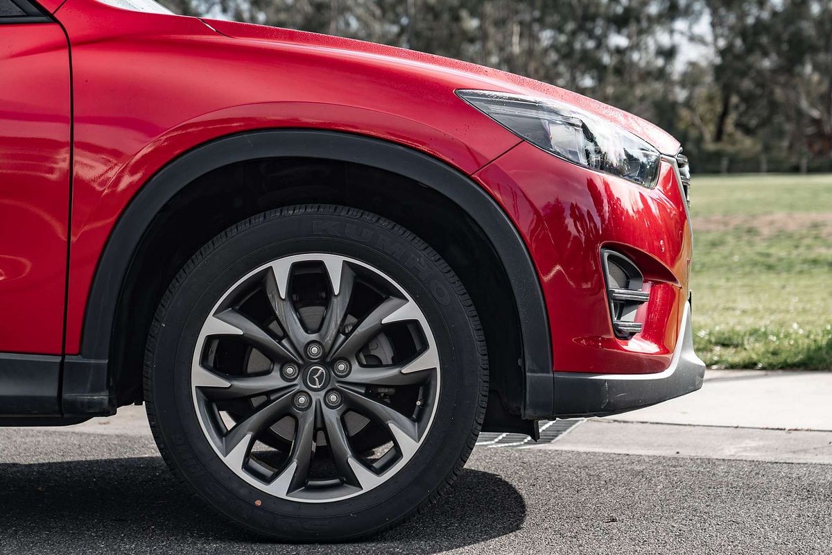 2015 Mazda CX-5 Grand Touring KE Series 2