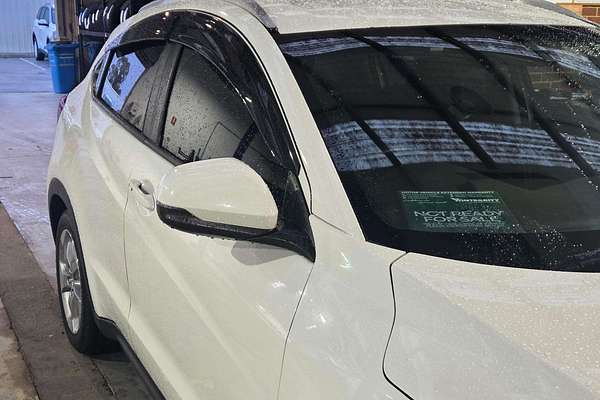 2015 Honda HR-V VTi-S