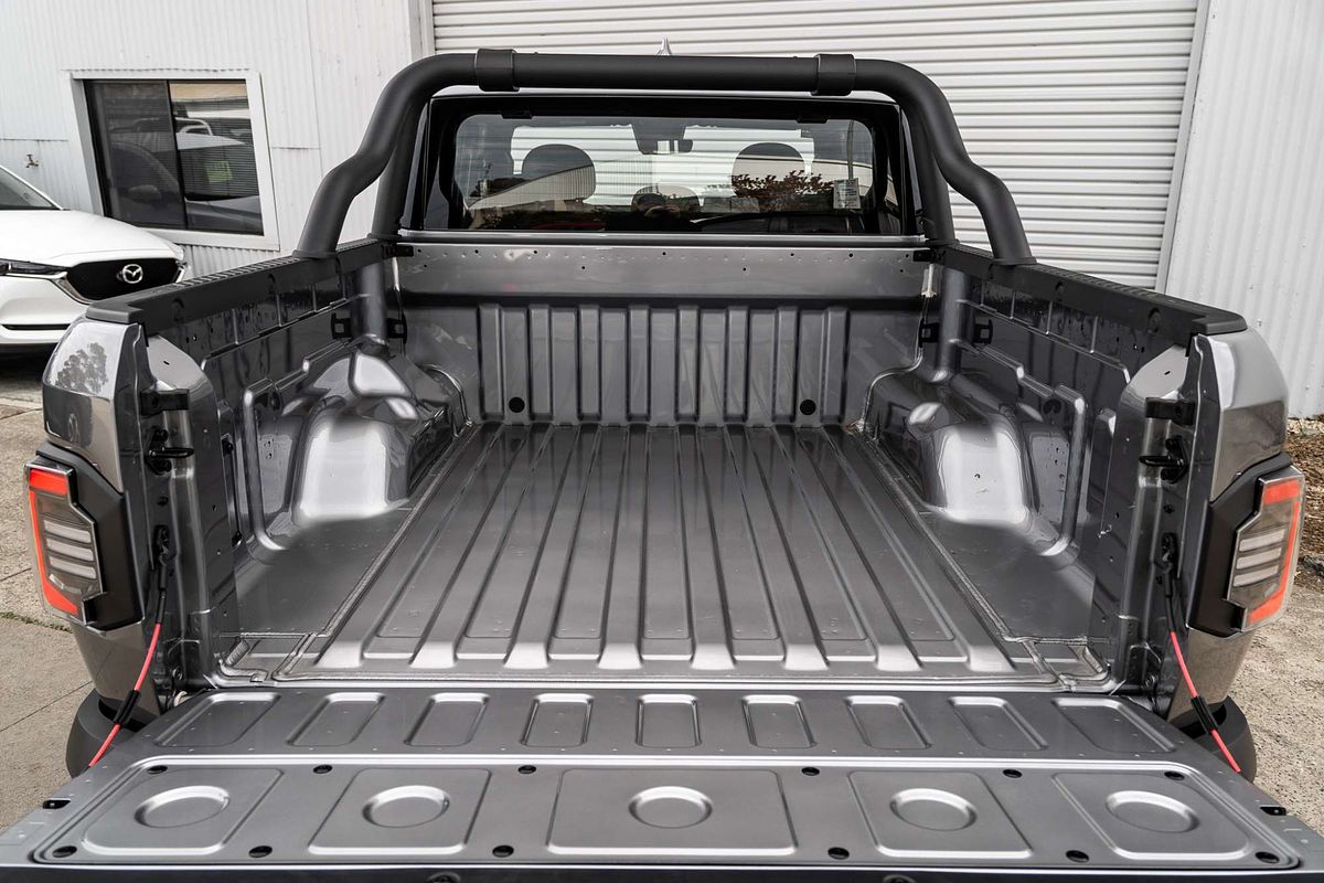 2025 Kia Tasman SX TK 4X4
