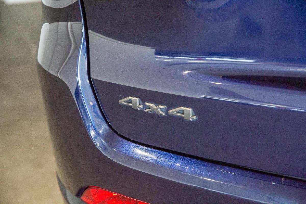 2022 Jeep Compass S-Limited M6