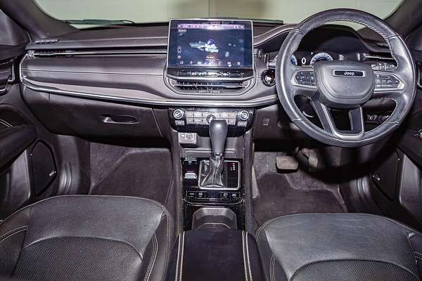 2022 Jeep Compass S-Limited M6