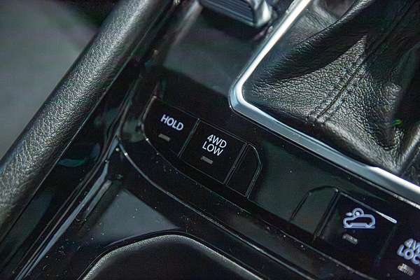2022 Jeep Compass S-Limited M6