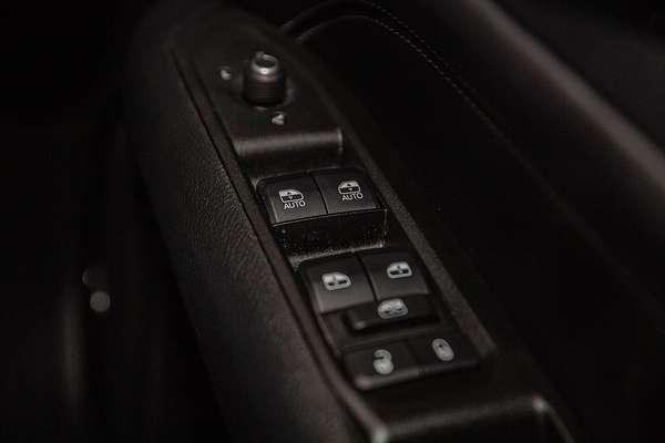 2022 Jeep Compass S-Limited M6