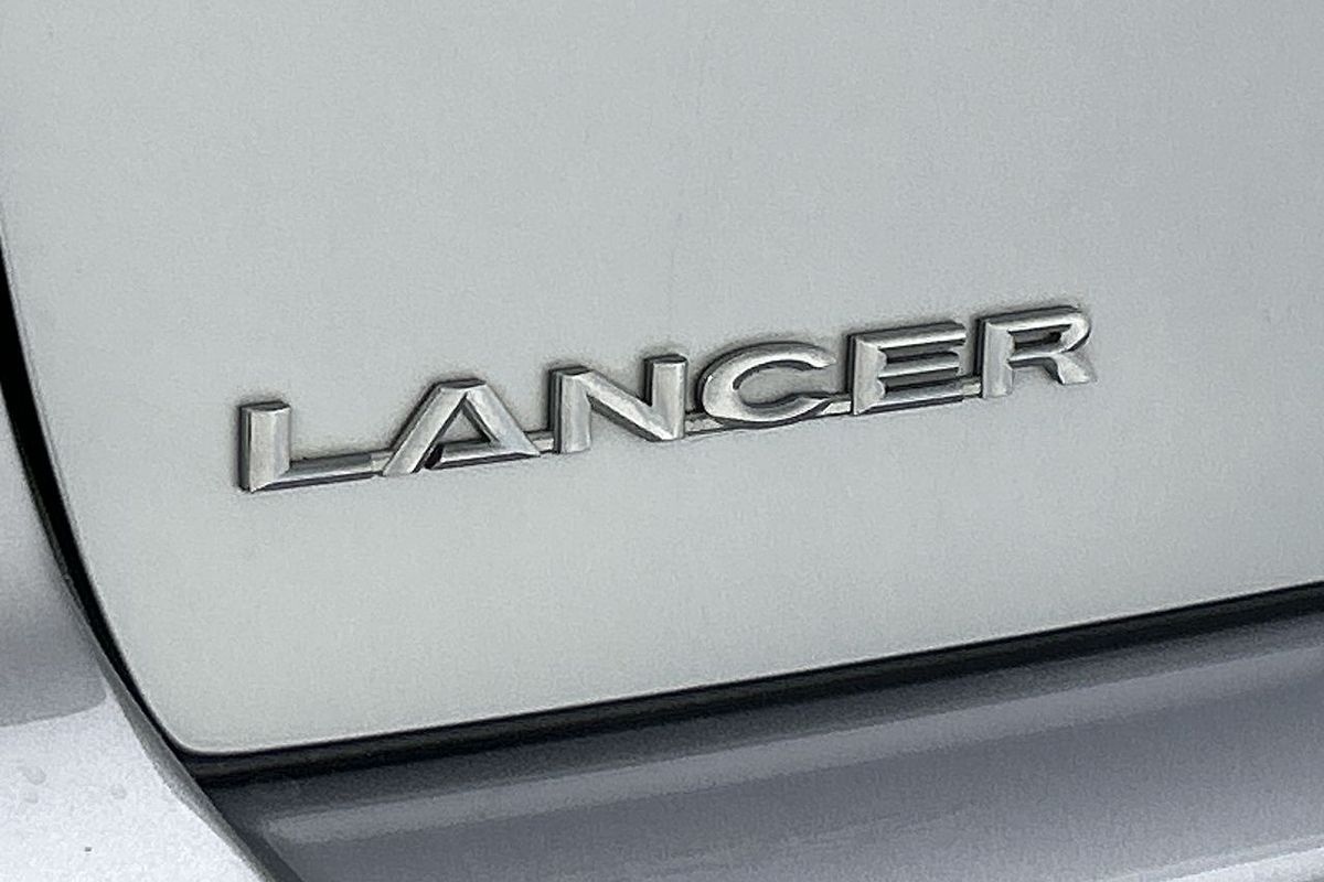 2014 Mitsubishi Lancer ES CJ
