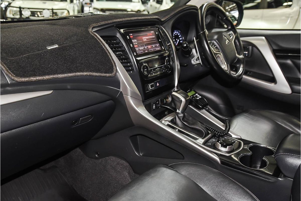 2017 Mitsubishi Pajero Sport GLS QE