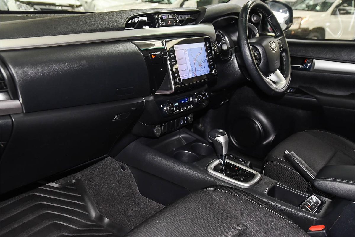 2021 Toyota Hilux SR5 GUN126R 4X4