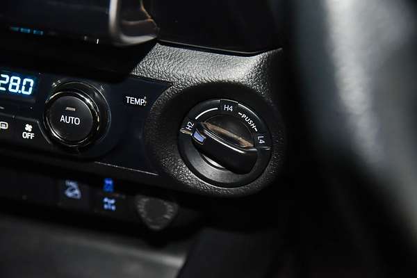 2021 Toyota Hilux SR5 GUN126R 4X4