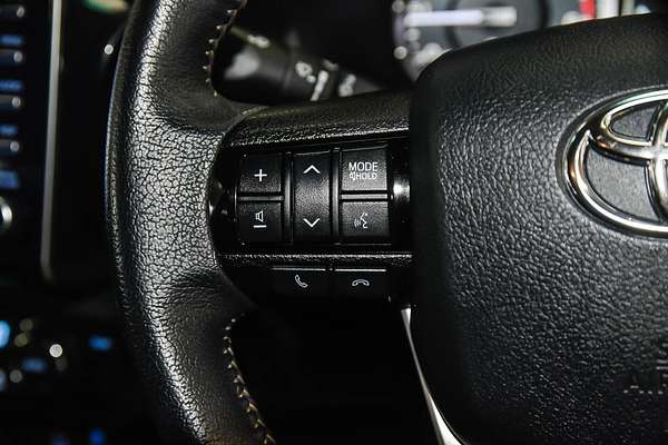 2021 Toyota Hilux SR5 GUN126R 4X4
