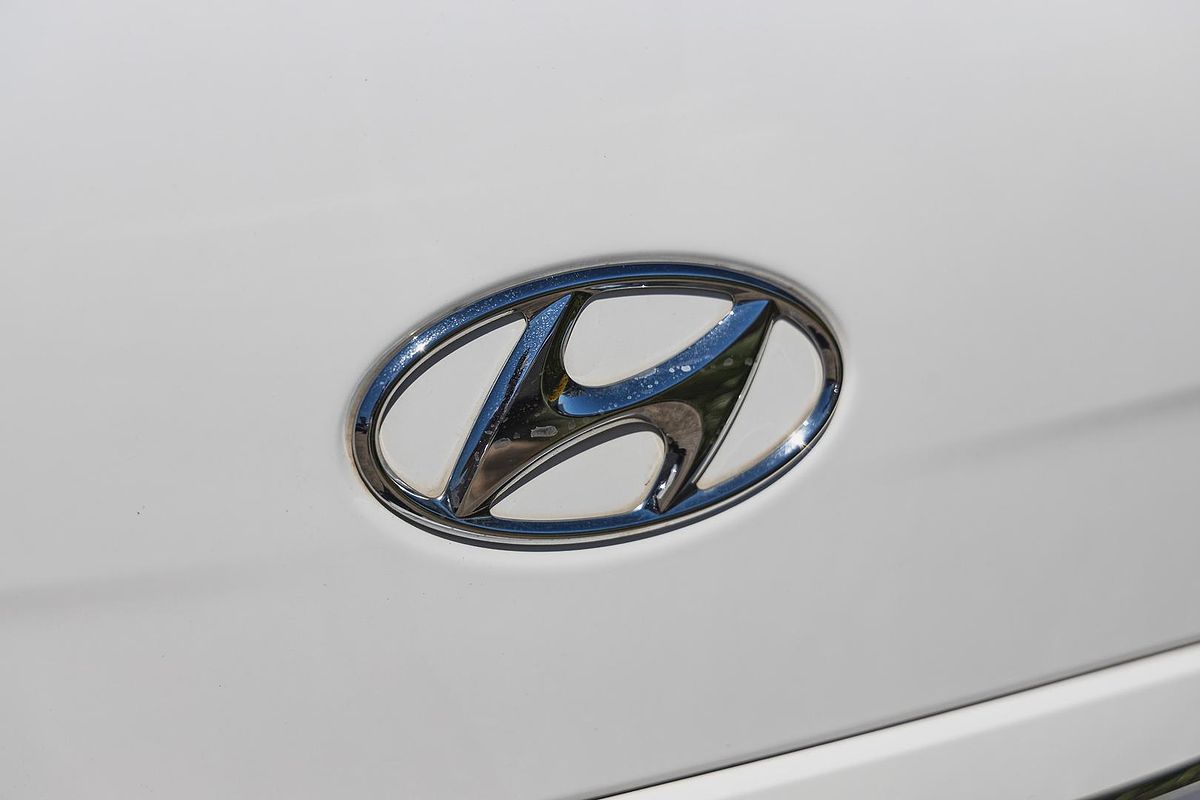 2019 Hyundai iMax Active TQ4
