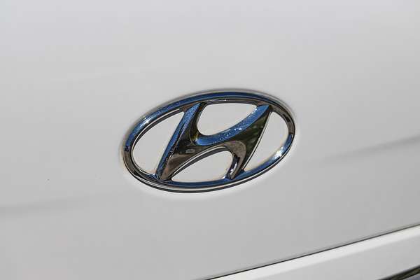 2019 Hyundai iMax Active TQ4