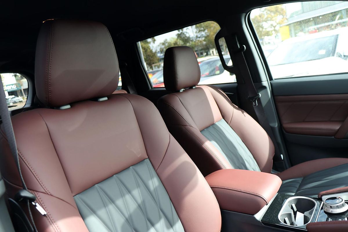 2025 Mitsubishi Pajero Sport GSR QG