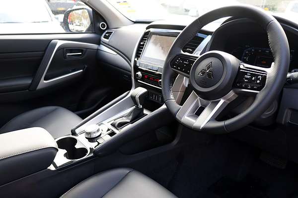 2024 Mitsubishi Pajero Sport Exceed QG