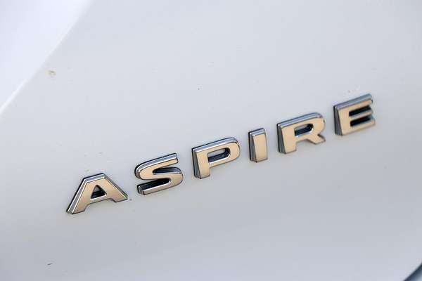 2025 Mitsubishi Outlander Aspire ZM