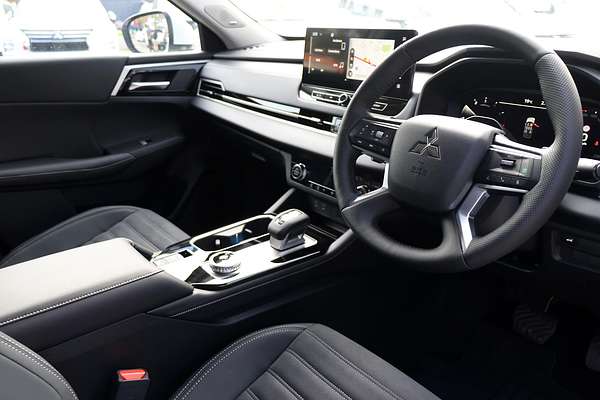 2025 Mitsubishi Outlander Aspire ZM
