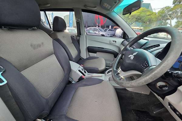 2008 Mitsubishi Triton GLX ML Rear Wheel Drive